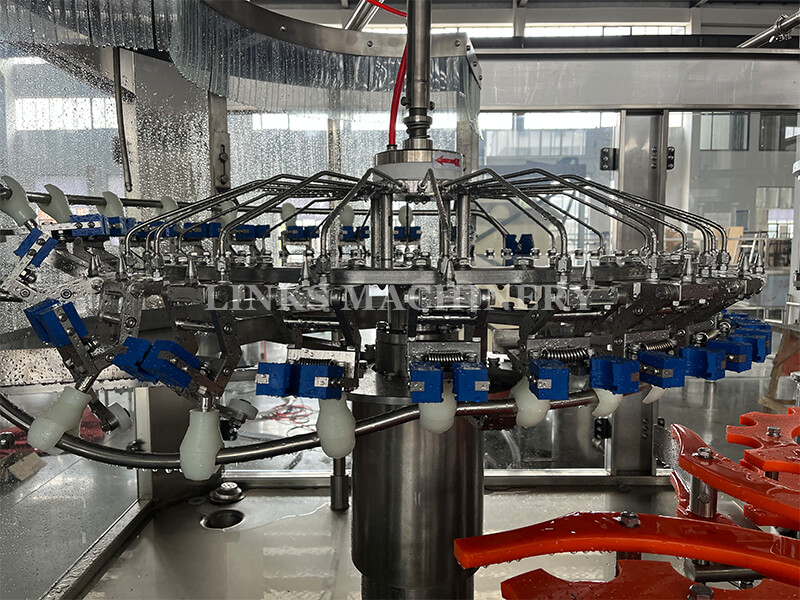 Washing Part Of 24-18-6 Filling Machine .jpg
